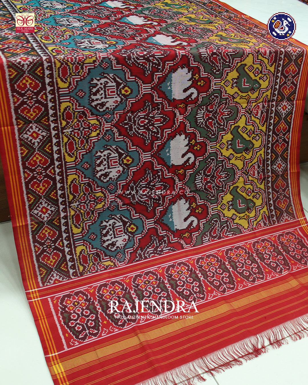Traditional 3 Figure Design Red Ikat Rajkot Patola Dupatta