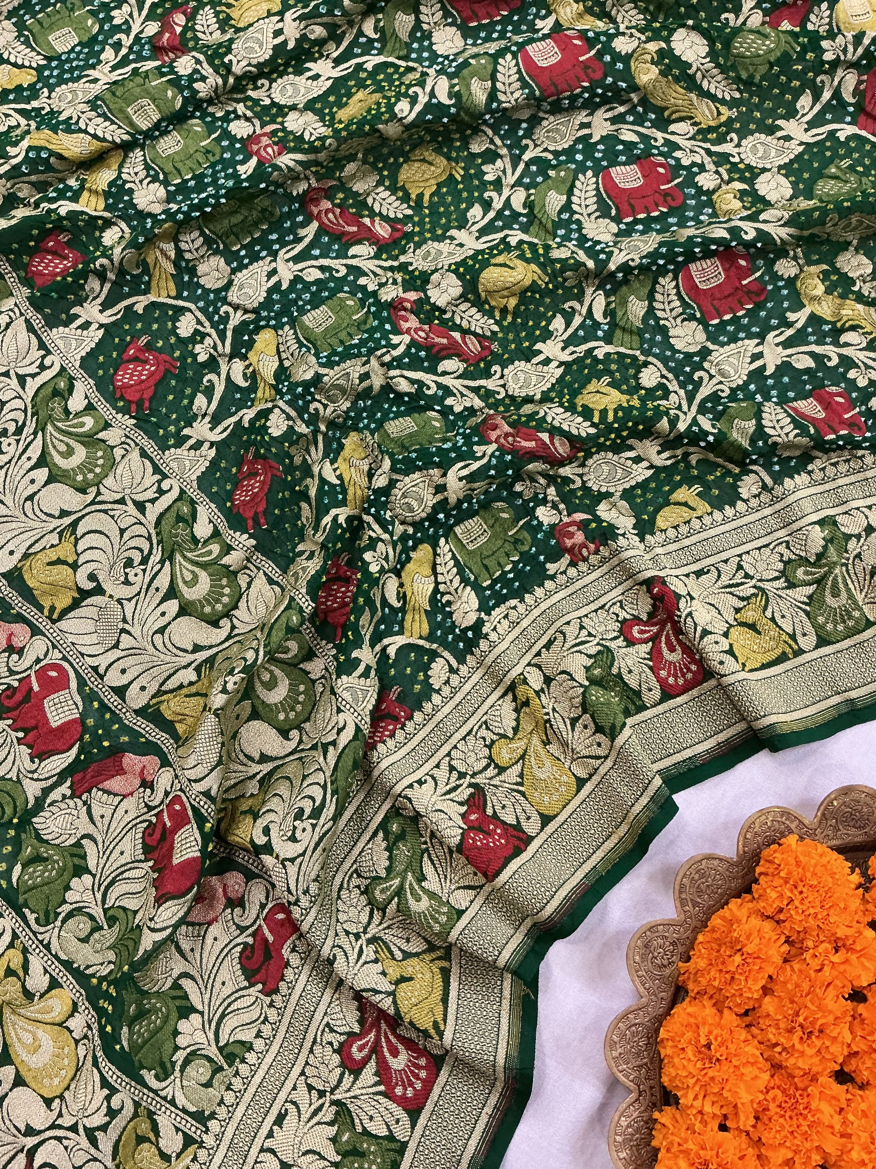 Traditional Shikargha Green Banarasi Bandhani Dupaata