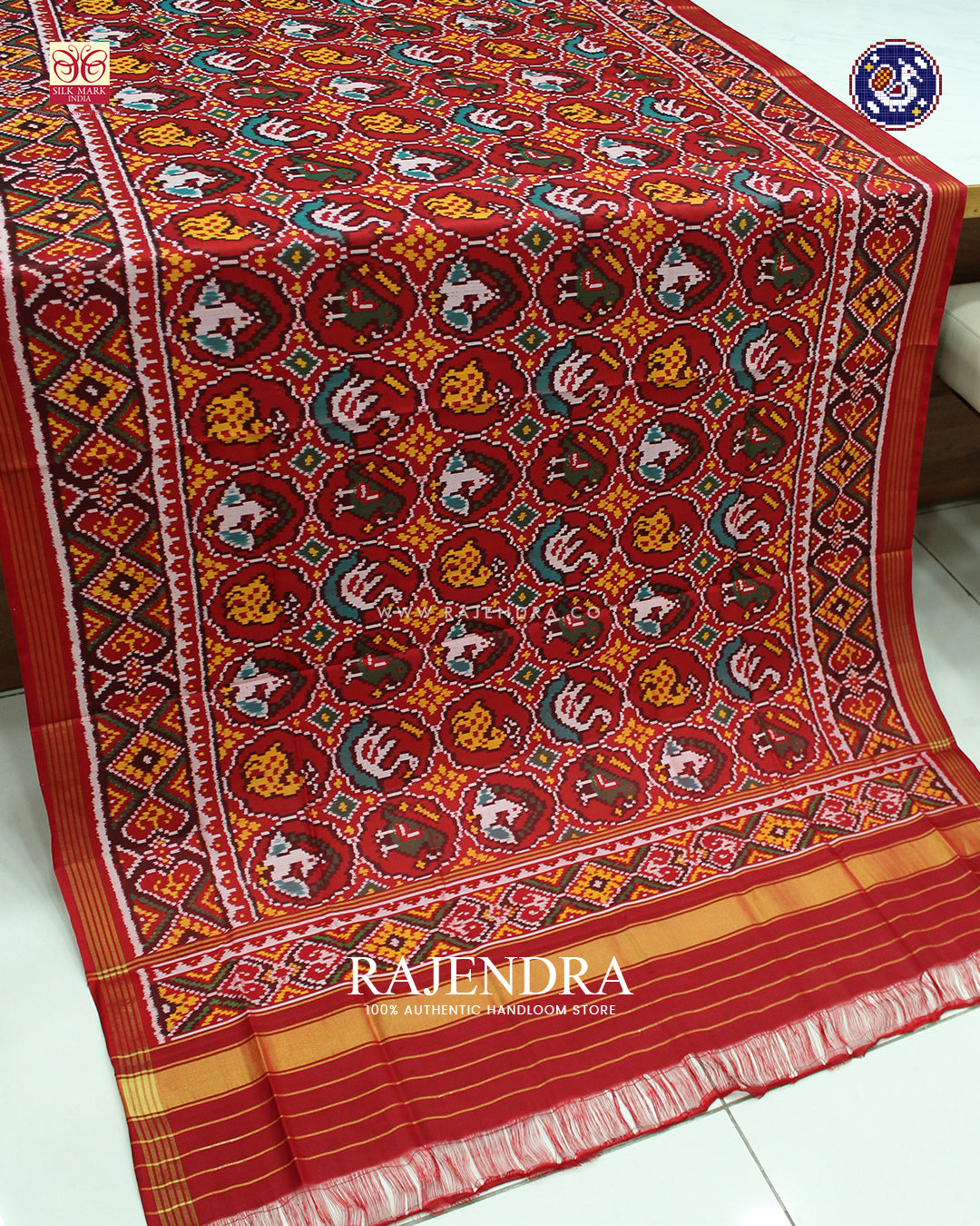 Traditional 4 Figure Design Red Ikat Rajkot Patola Dupatta
