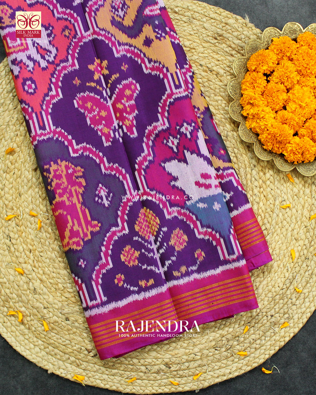 Exclusive 8 Figure Multicolor Ikat Rajkot Patola Saree