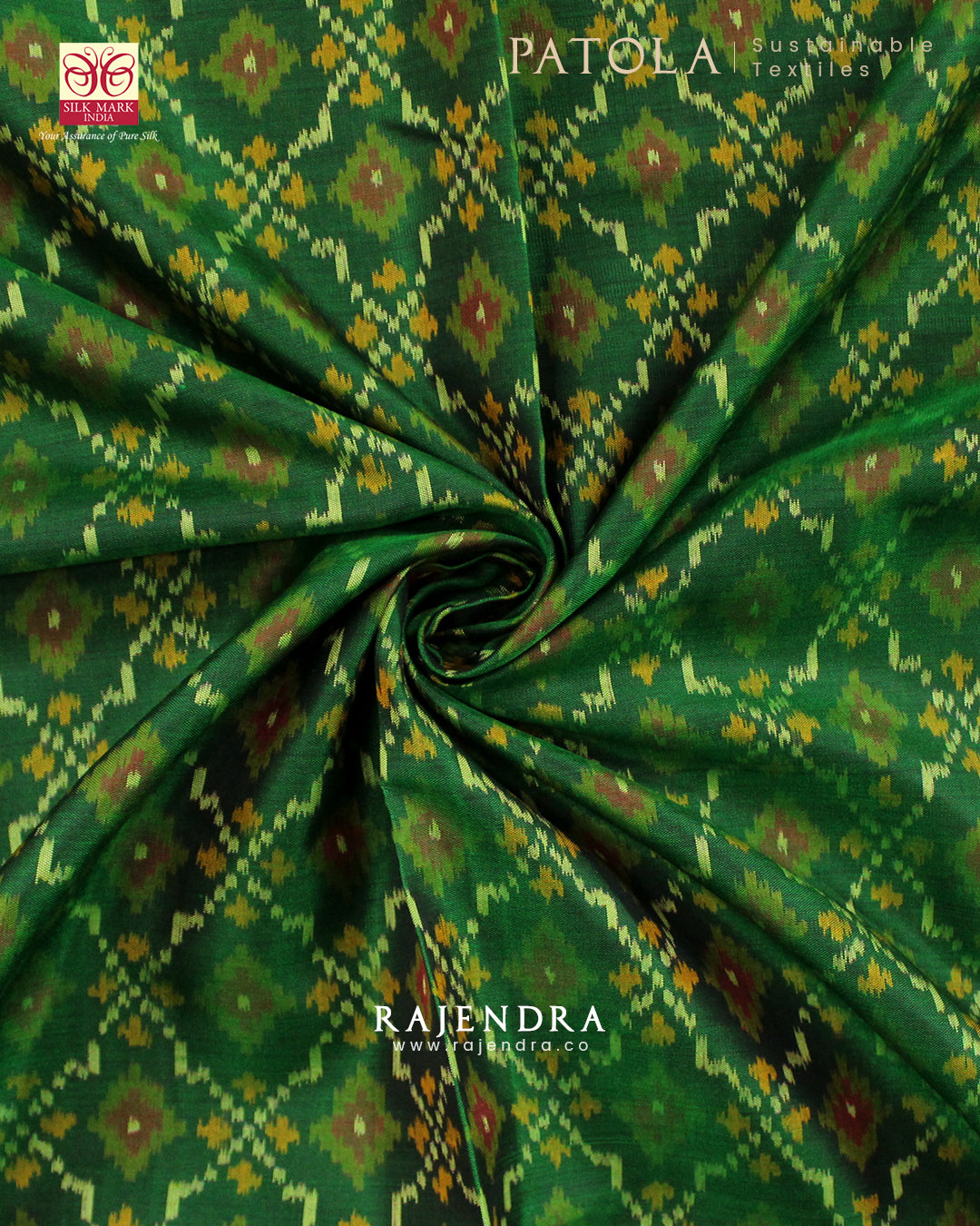 Traditional Buttonful Bhat Red and Green Single Ikat Rajkot Patola Saree