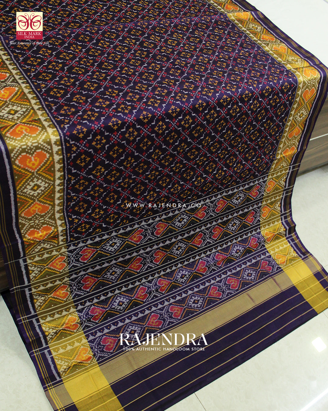 Traditional Buttonful Design Dark Purple Single Ikat Rajkot Patola Saree