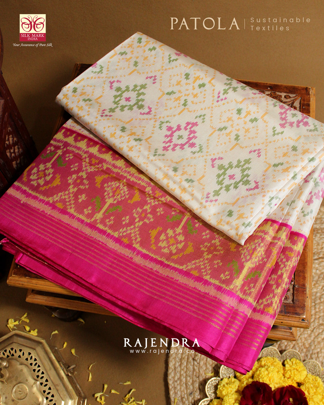 Traditional Chandabhat Pink and Off-White Single Ikat Rajkot Patola Saree