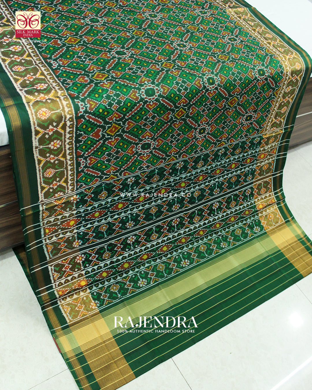 Traditional Manekchowk Design Green Single Ikat Rajkot Patola Saree