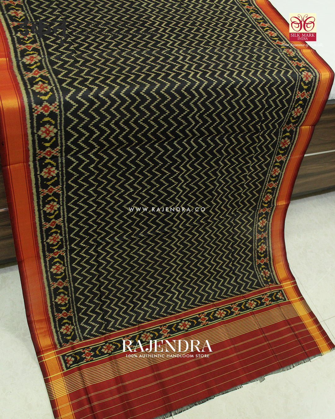 Exclusive Laheriya Design Maroon Black Rajkot Patola Dupatta