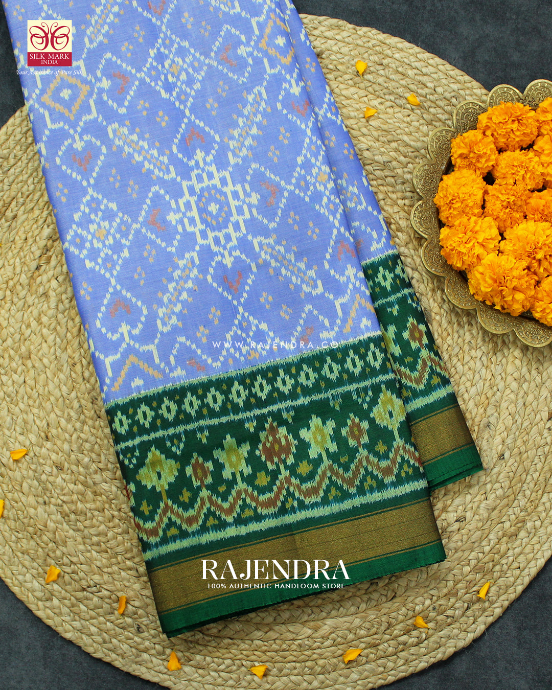 Traditional Manekchowk Design Light Blue and Green Single Ikat Rajkot Patola Saree