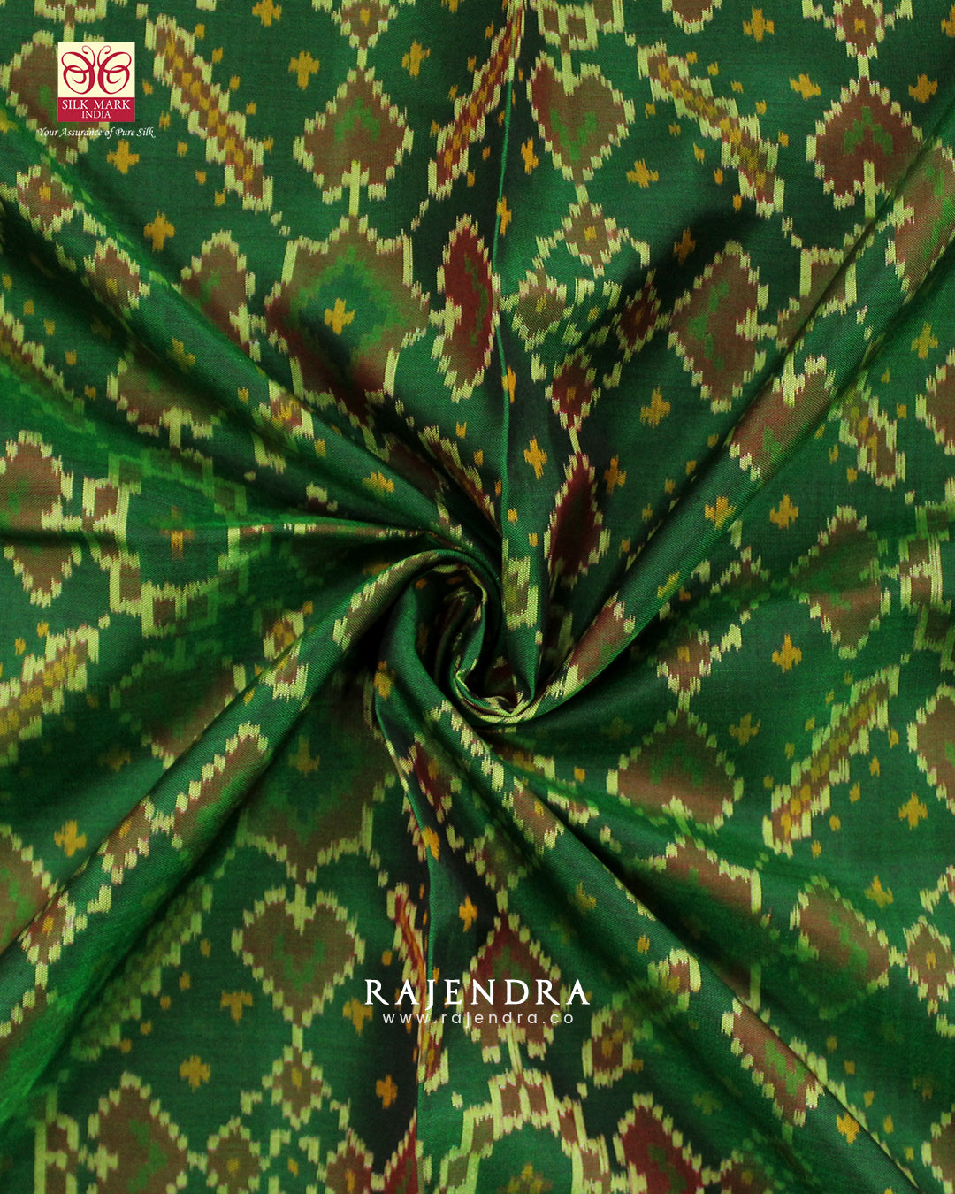 Traditional Manekchowk Bhat Red and Green Single Ikat Rajkot Patola Saree