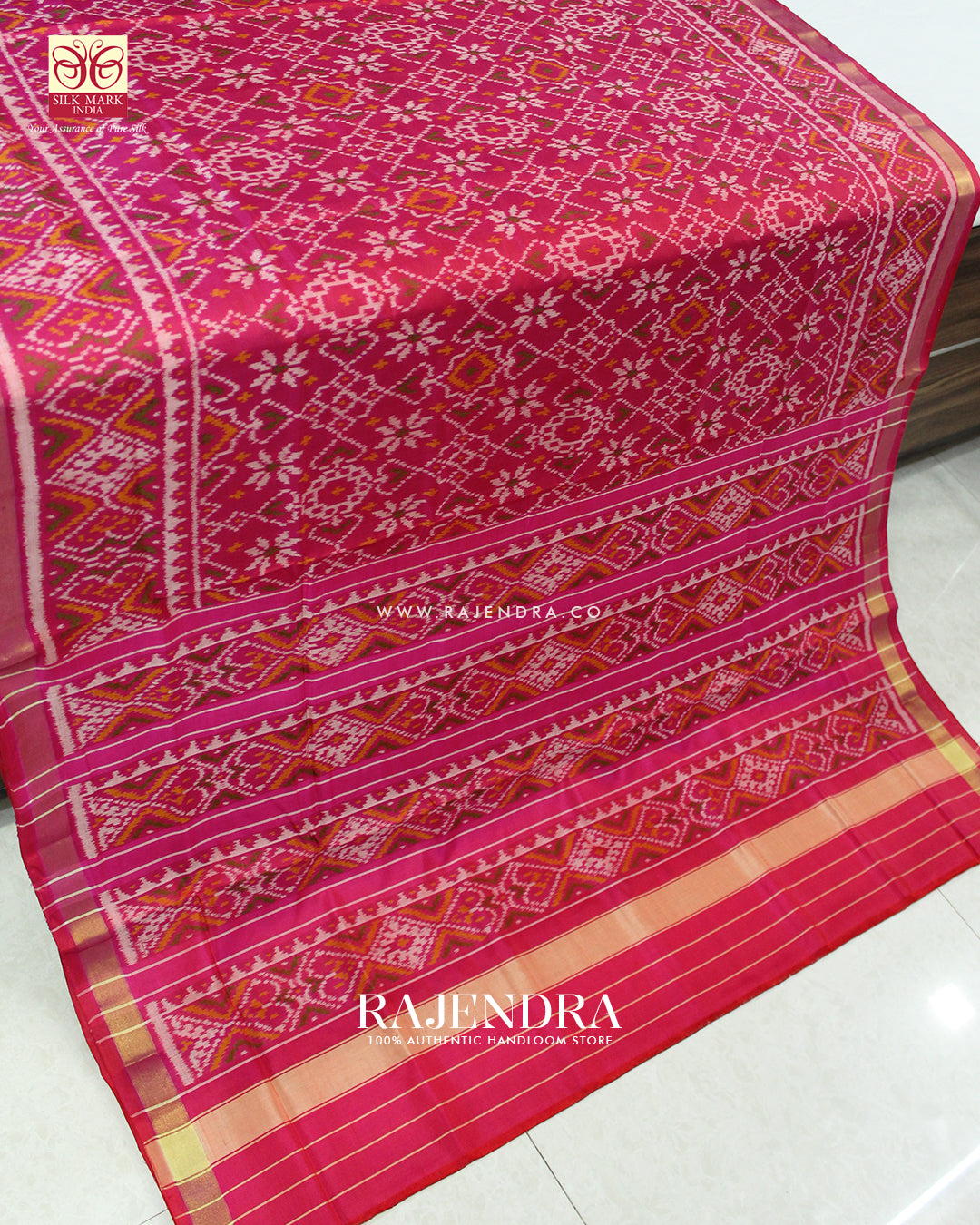 Traditional Navratna Manekchowk Mix Design Peach Pink Single Ikat Rajkot Patola Saree