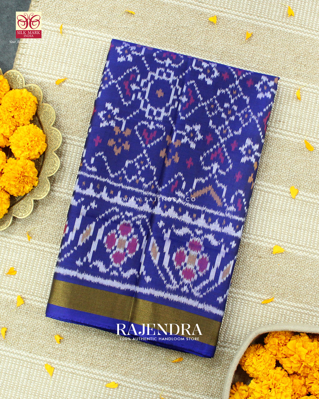 Traditional Navratna Manekchowk Mix Design Blue Single Ikat Rajkot Patola Saree