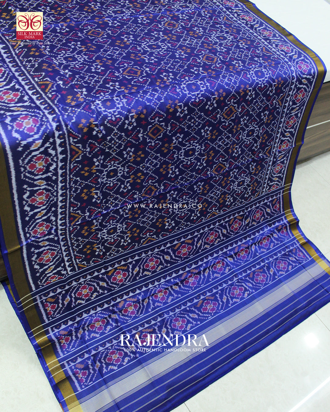 Traditional Navratna Manekchowk Mix Design Blue Single Ikat Rajkot Patola Saree
