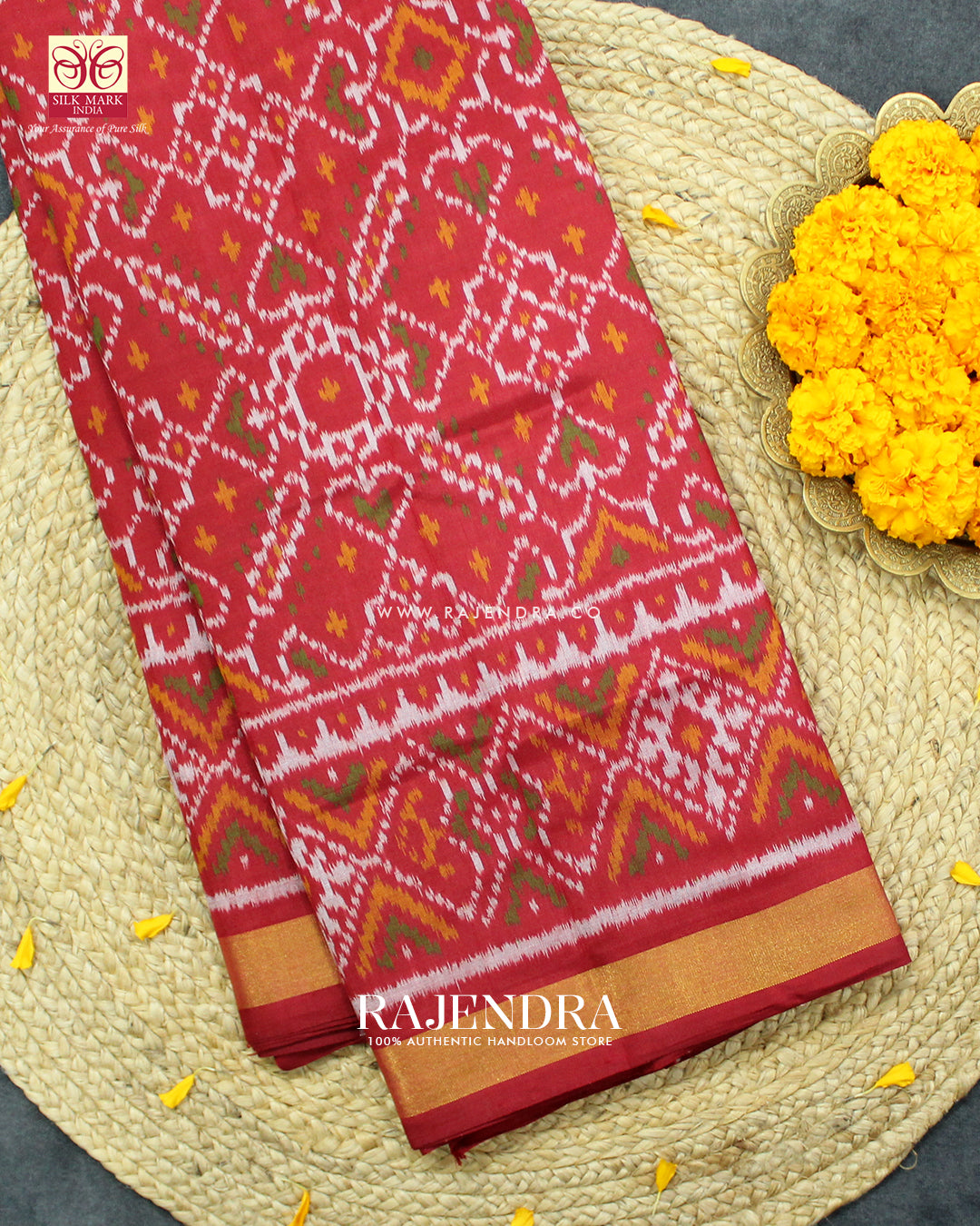 Traditional Manekchowk Design Red Single Ikat Rajkot Patola Saree