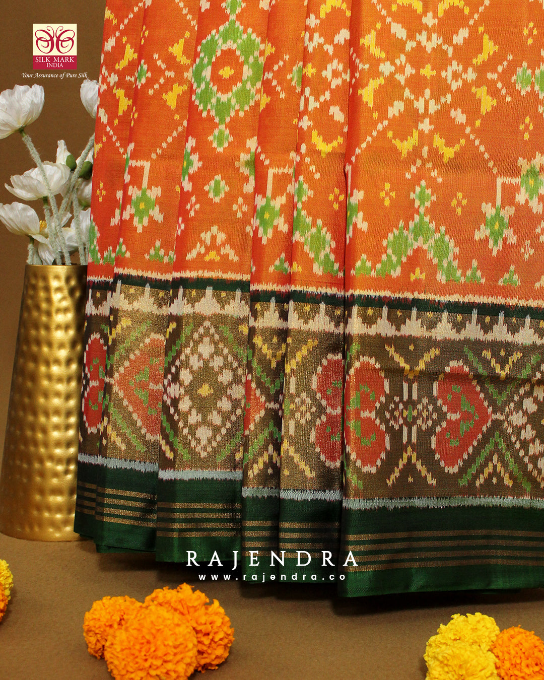 Handwoven Navratna Design Green and Golden Single Ikat Rajkot Patola Saree