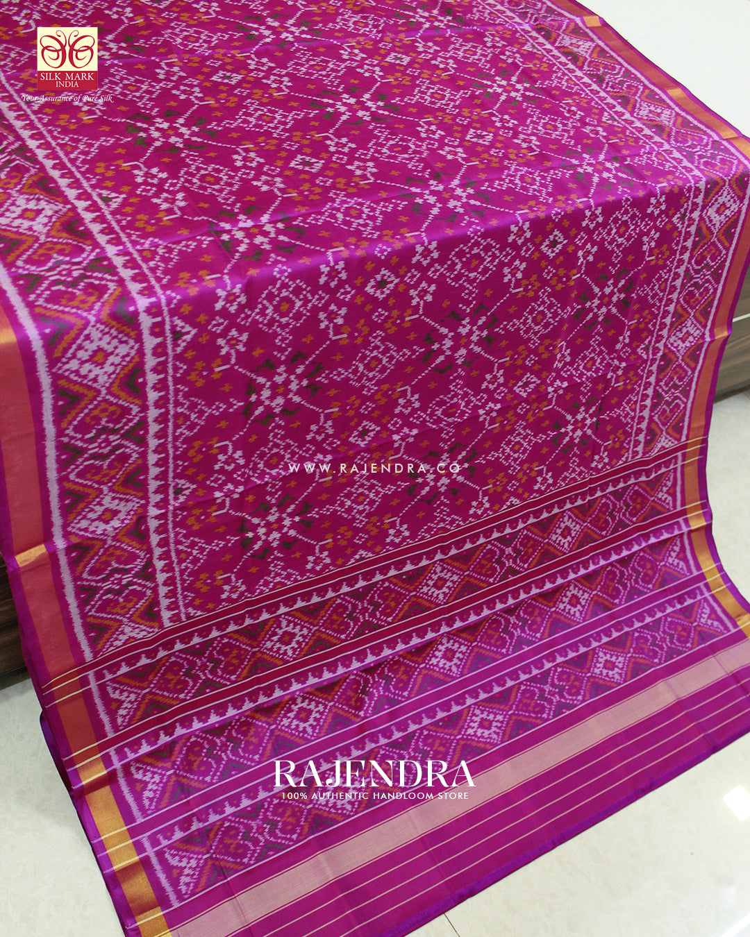 Traditional Navratna Design Light Magenta Single Ikat Rajkot Patola Saree