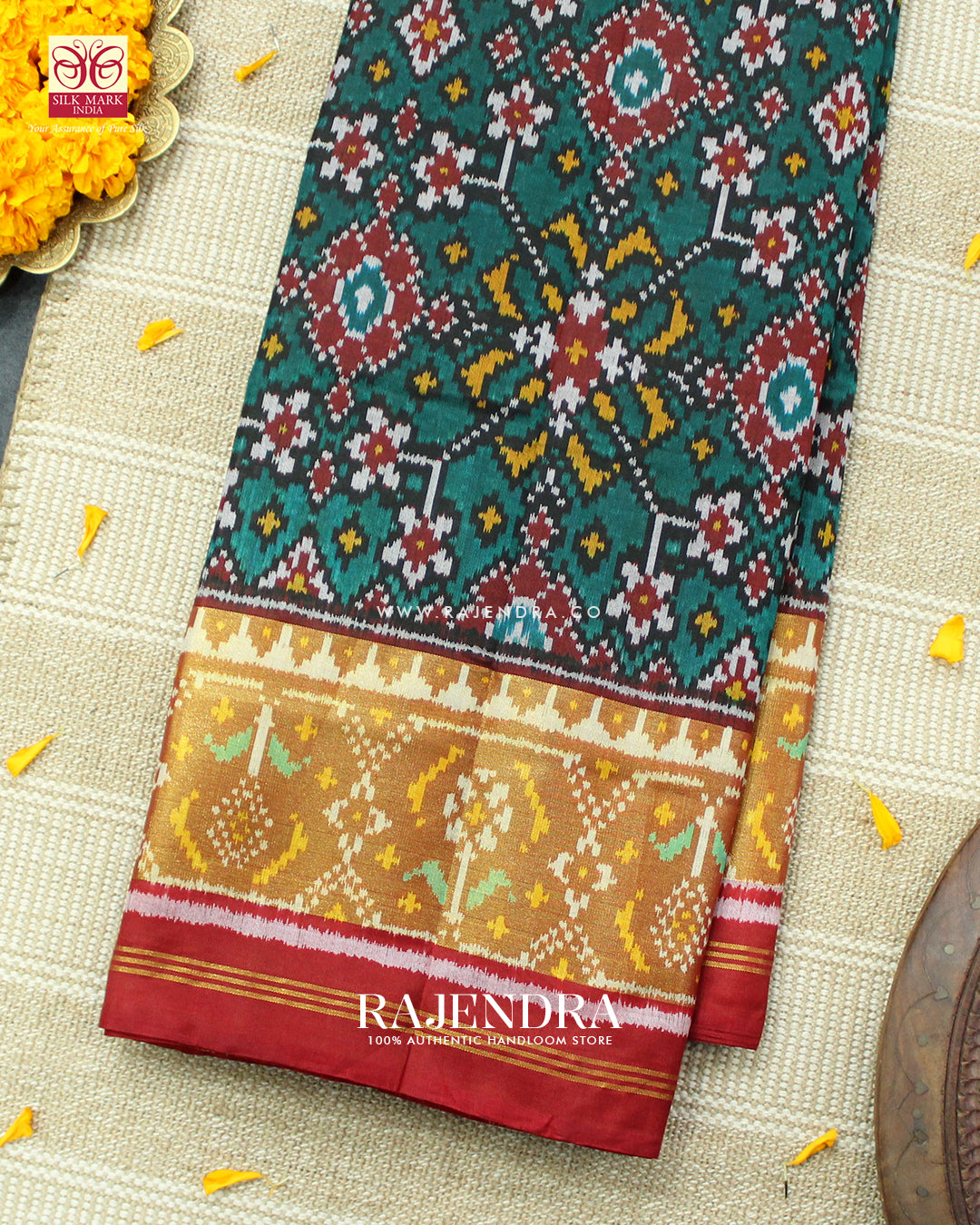 Traditional Navratna Design Red and Teal Green Single Ikat Rajkot Patola Saree