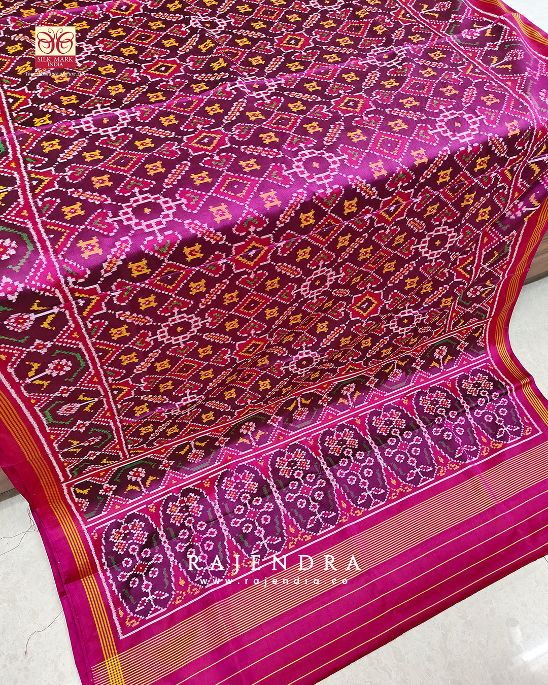Handwoven Manekchowk Bhat Semi Double Ikkat Rajkot Patola Saree