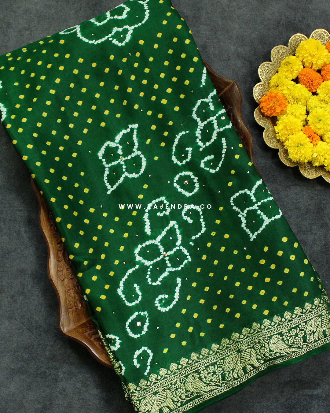 Traditional Nakshi Border Pure Gaji Silk Bandhani Saree with Mukesh Work