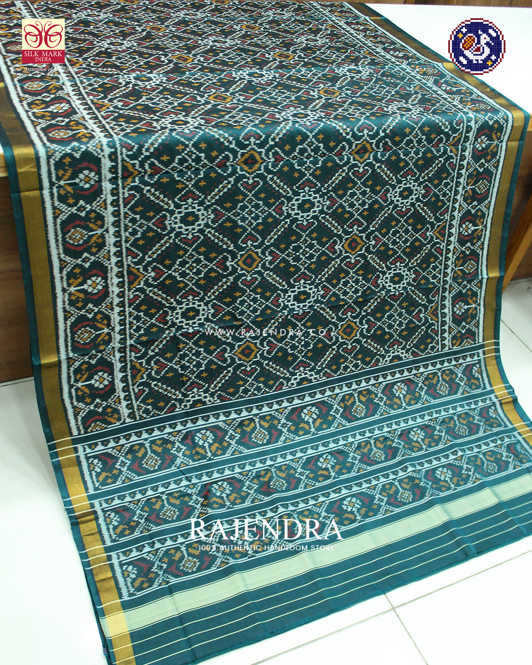 Traditional Manekchowk Design Rama Green Rajkot Patola Saree