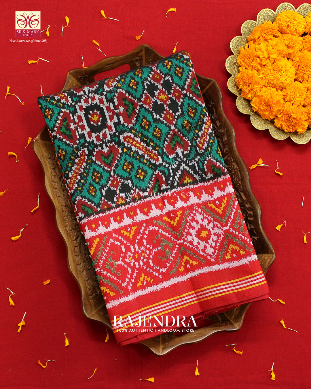Traditional Manekchowk Design Red and Green Ikat Rajkot Patola Saree
