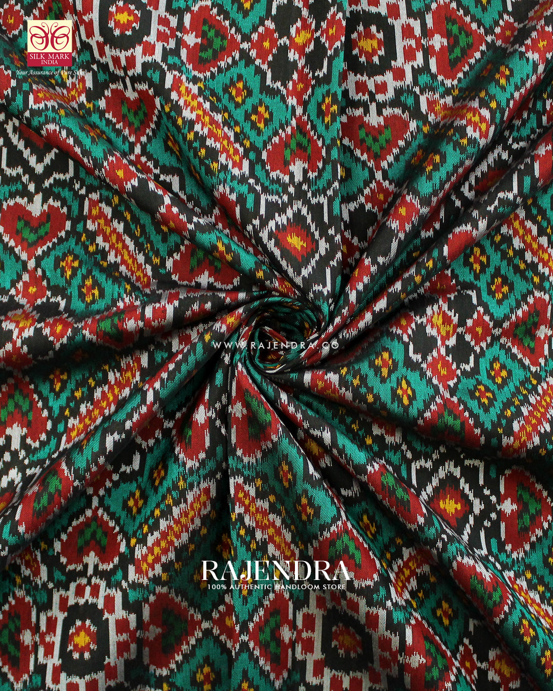 Traditional Manekchowk Design Red and Green Ikat Rajkot Patola Saree