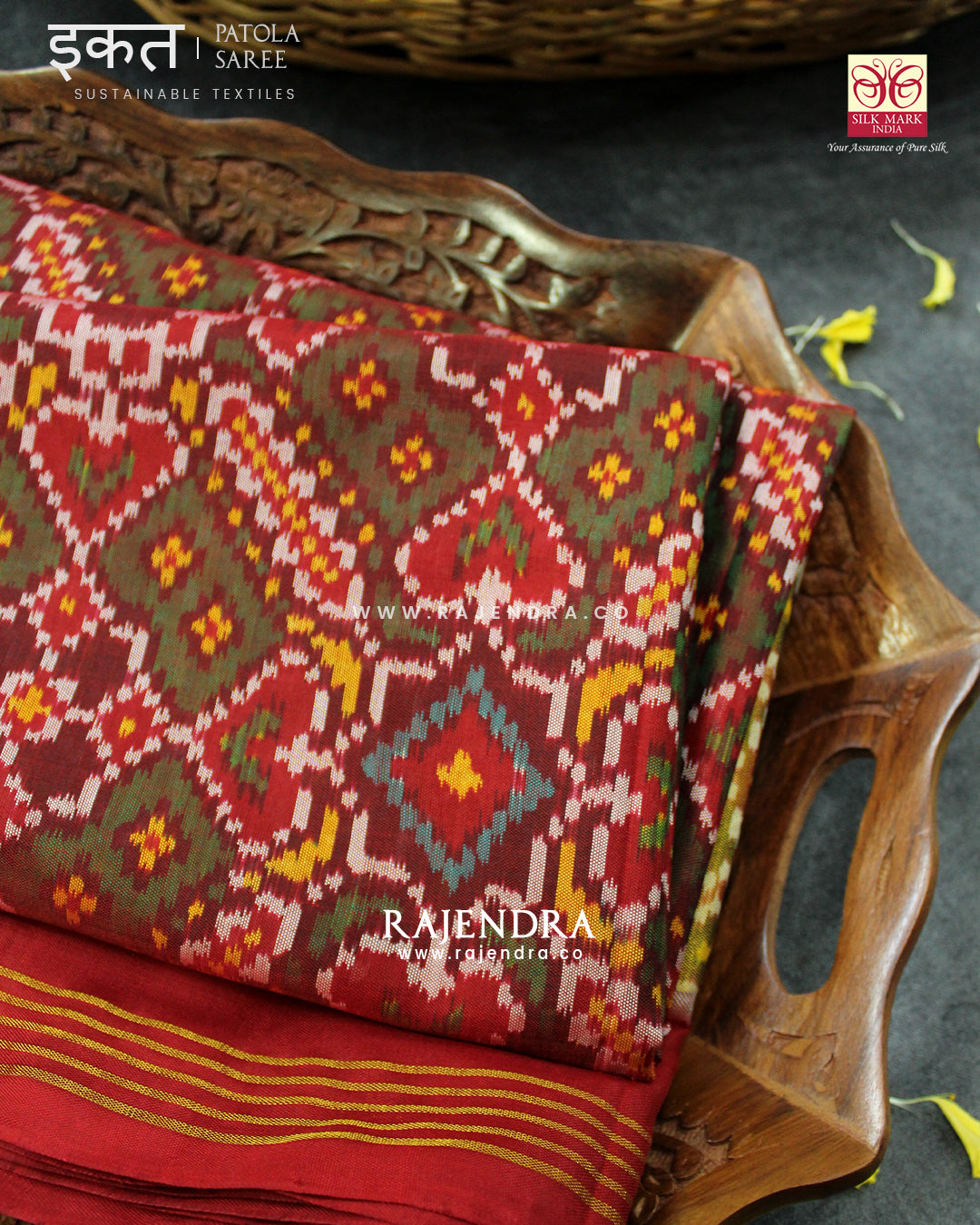 Traditional Manekchowk Bhat Red and Green Single Ikat Rajkot Patola Saree