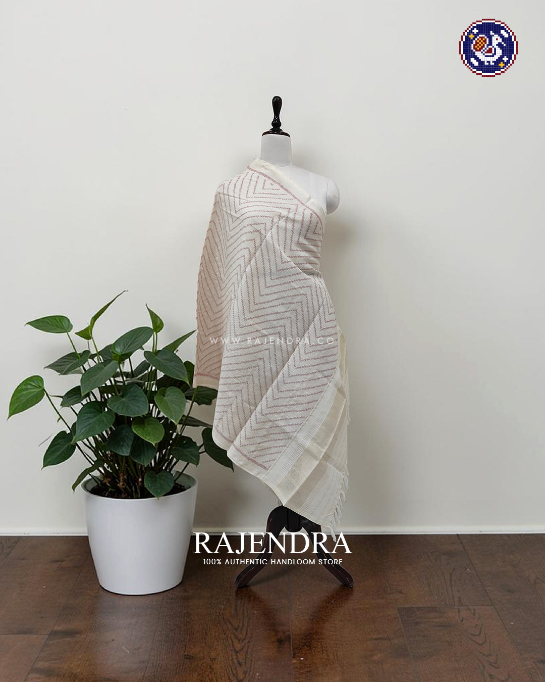 Handwoven Laheriya Design Off-White Woolen Patola Shawls