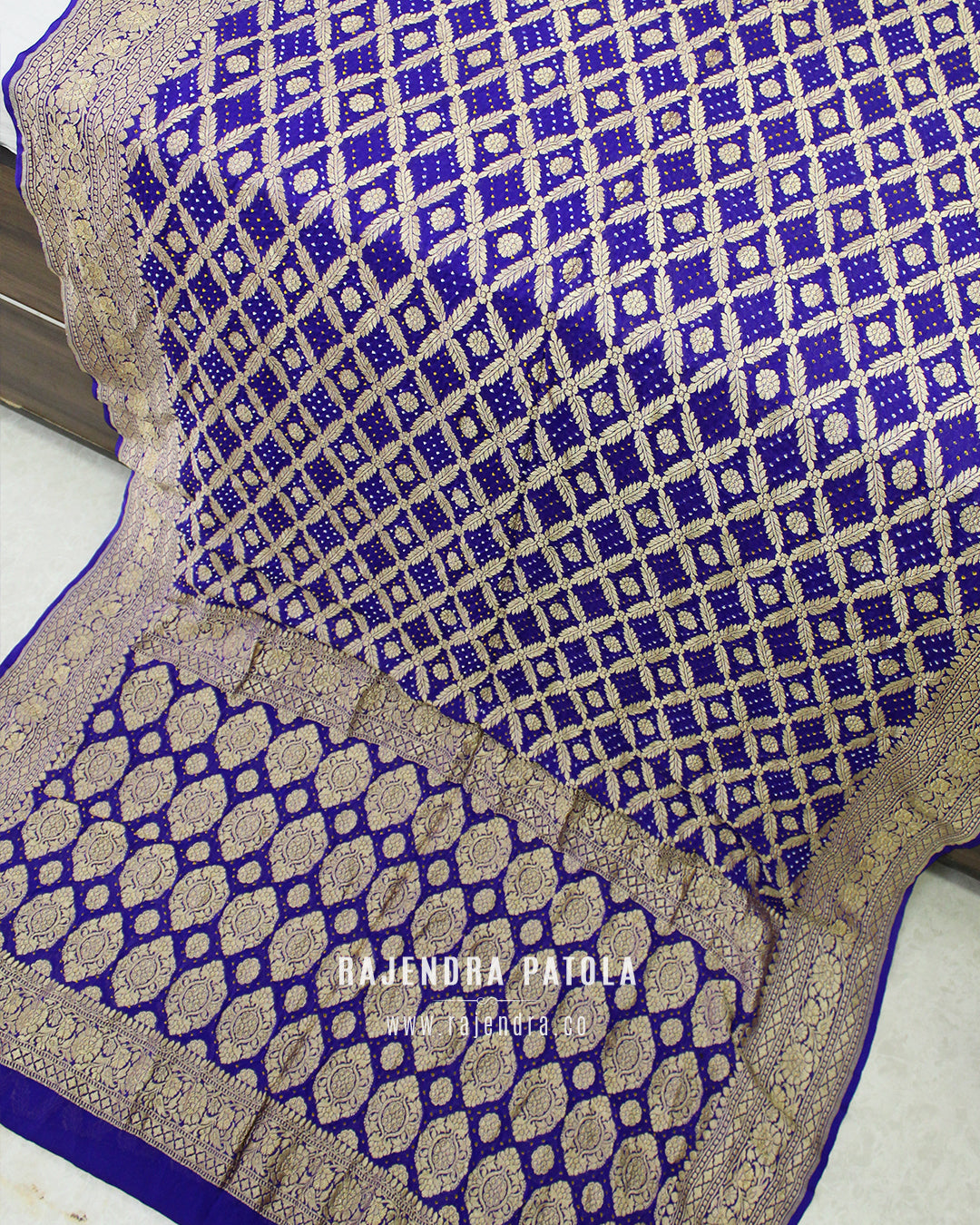 Pure Georgette Handloom Banarasi Bandhani Saree