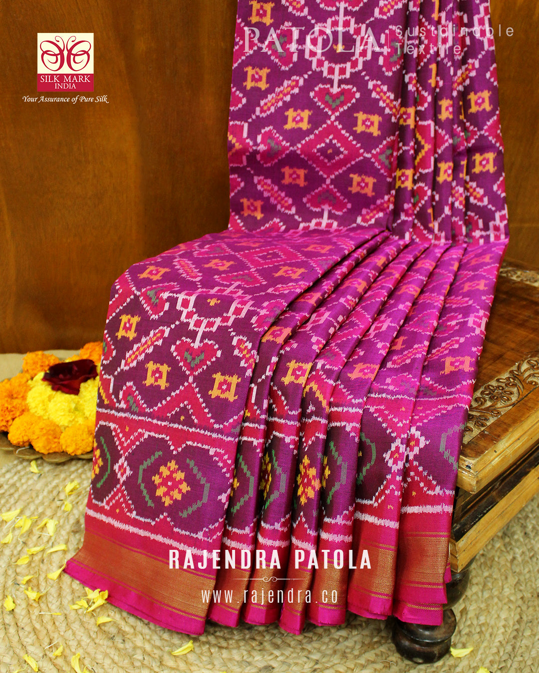 Intricate Handwoven Manekchowk Bhat Single Ikat Rajkot Patola Saree