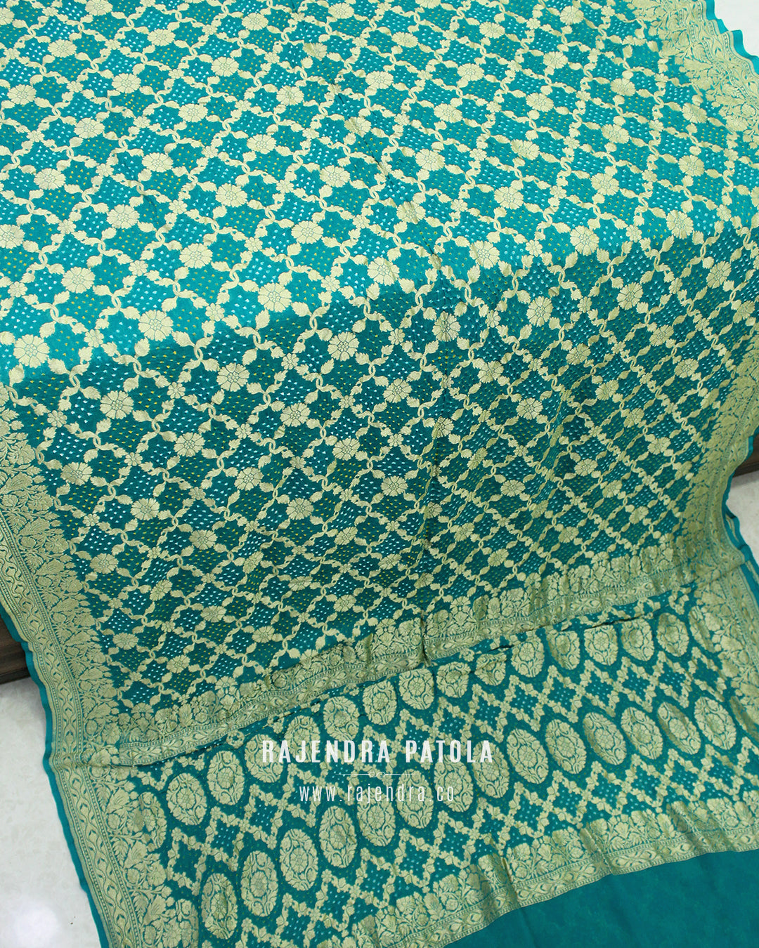 Pure Georgette Handloom Banarasi Bandhani Saree