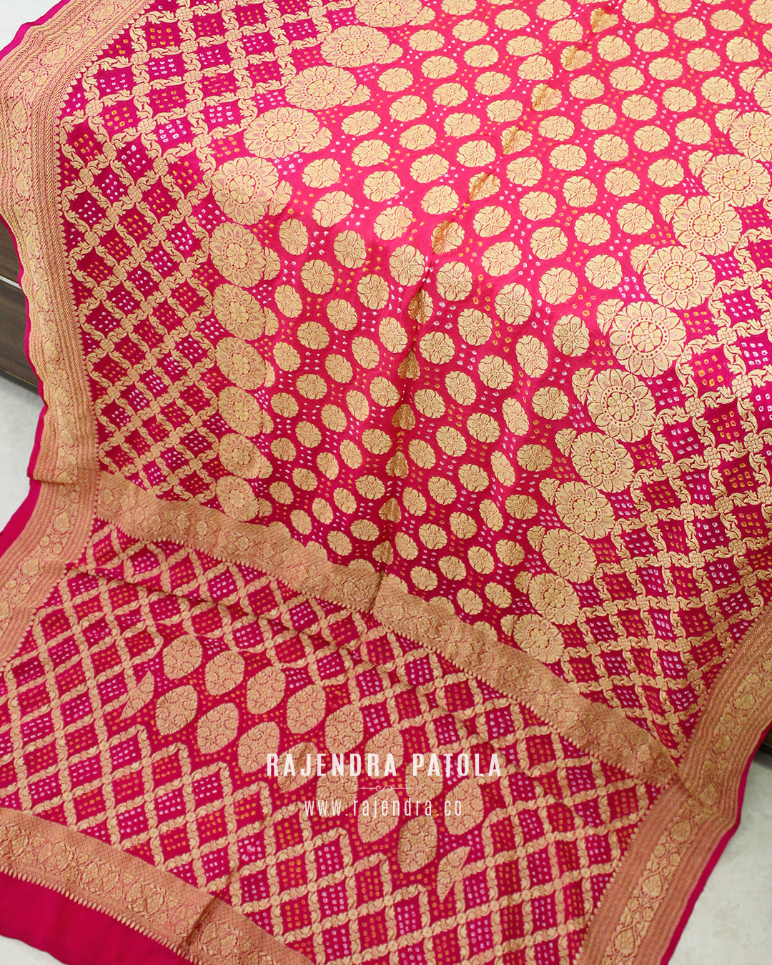 Pure Georgette Handloom Banarasi Bandhani Saree