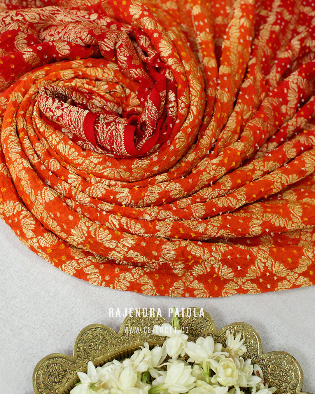 Pure Georgette Handloom Banarasi Bandhani Saree